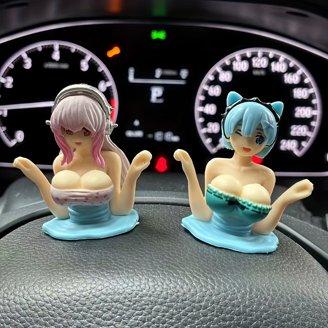 Kawaii Anime Character Dashboard Dolls – Cute Car Accessories