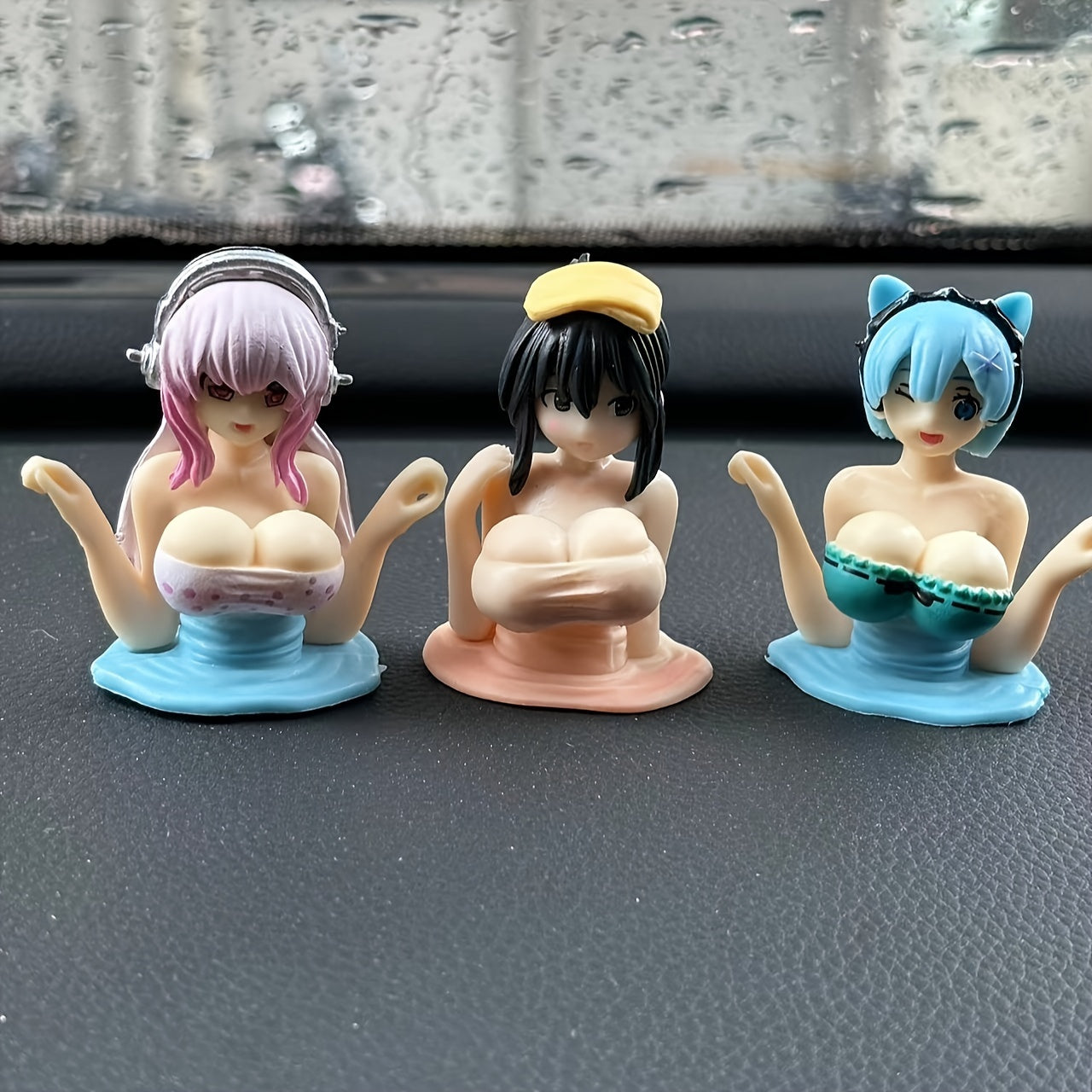 Kawaii Anime Character Dashboard Dolls – Cute Car Accessories