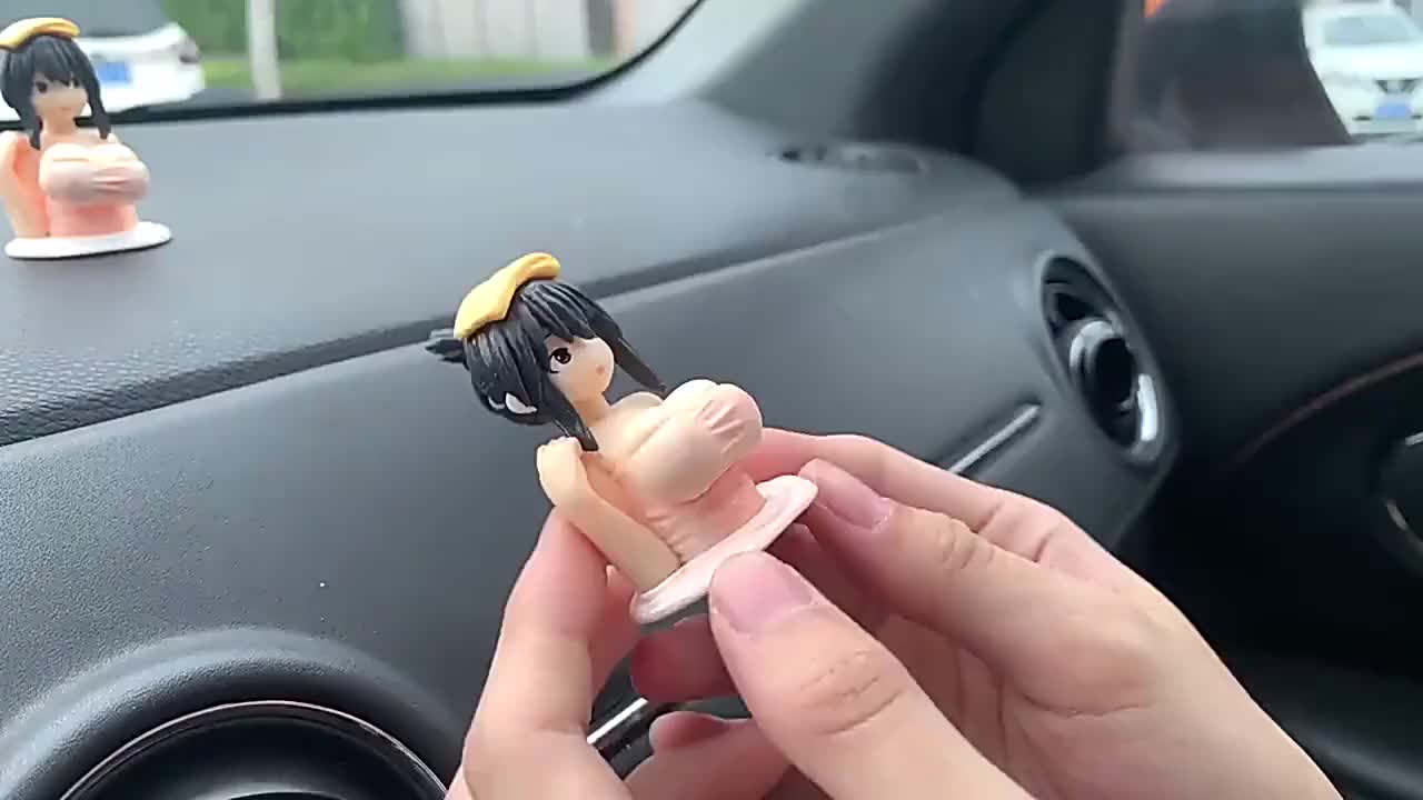 Kawaii Anime Character Dashboard Dolls – Cute Car Accessories
